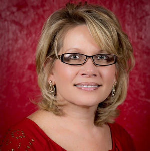 Meet your Posher, Debra